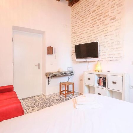 Corazon De Triana. Loft Estiloso Y Confortable. Appartement Sevilla Buitenkant foto